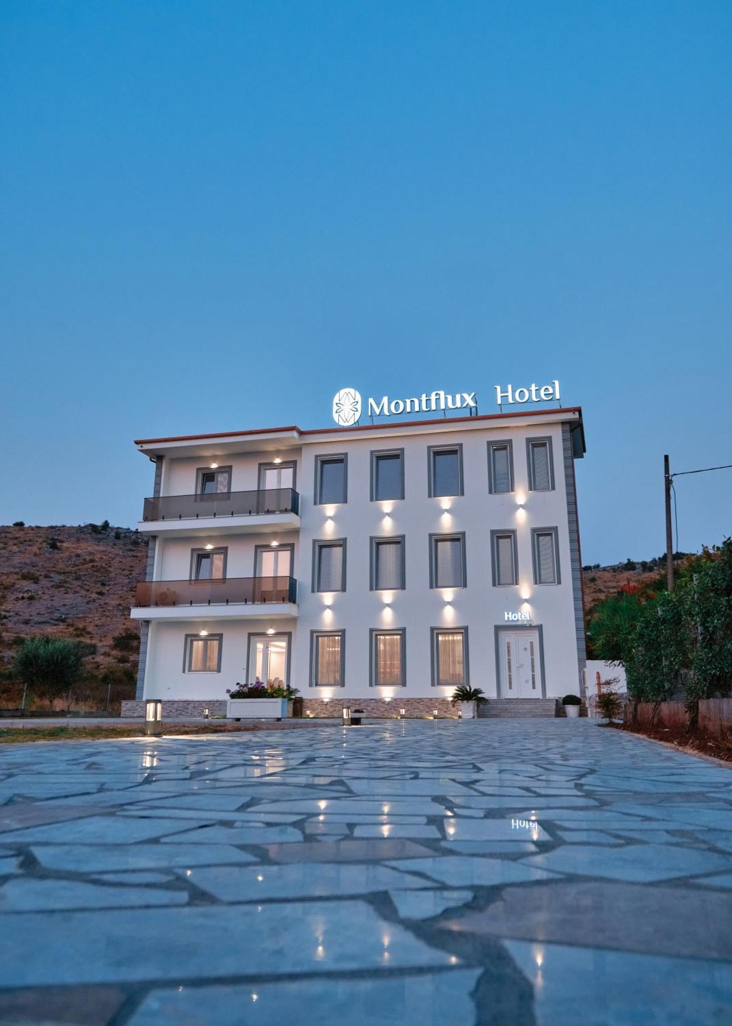 Montflux Hotel Boks Eksteriør billede