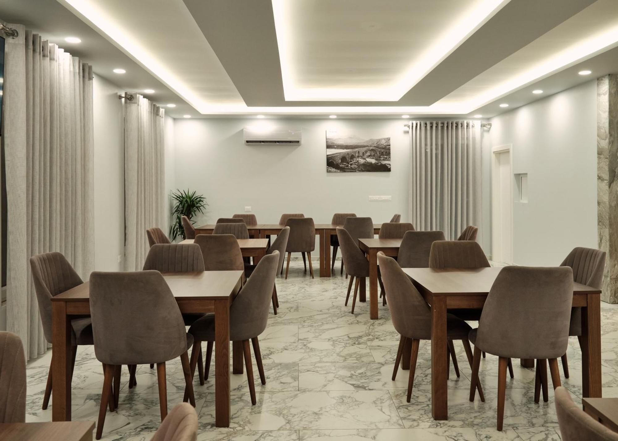 Montflux Hotel Boks Eksteriør billede